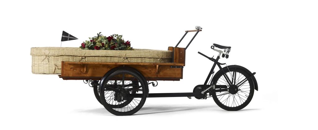 469_batavus-bakfiets-rouw-met-kist-min_origineel_20240516143711
